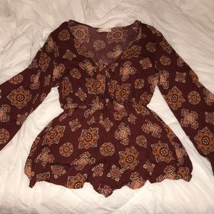 ‼️PRICE DROP‼️ Altar’d State Tie Romper W M